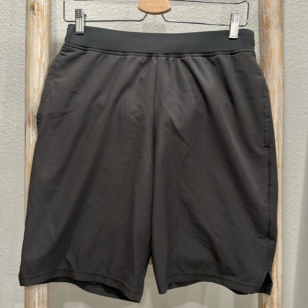 Champions gray shorts